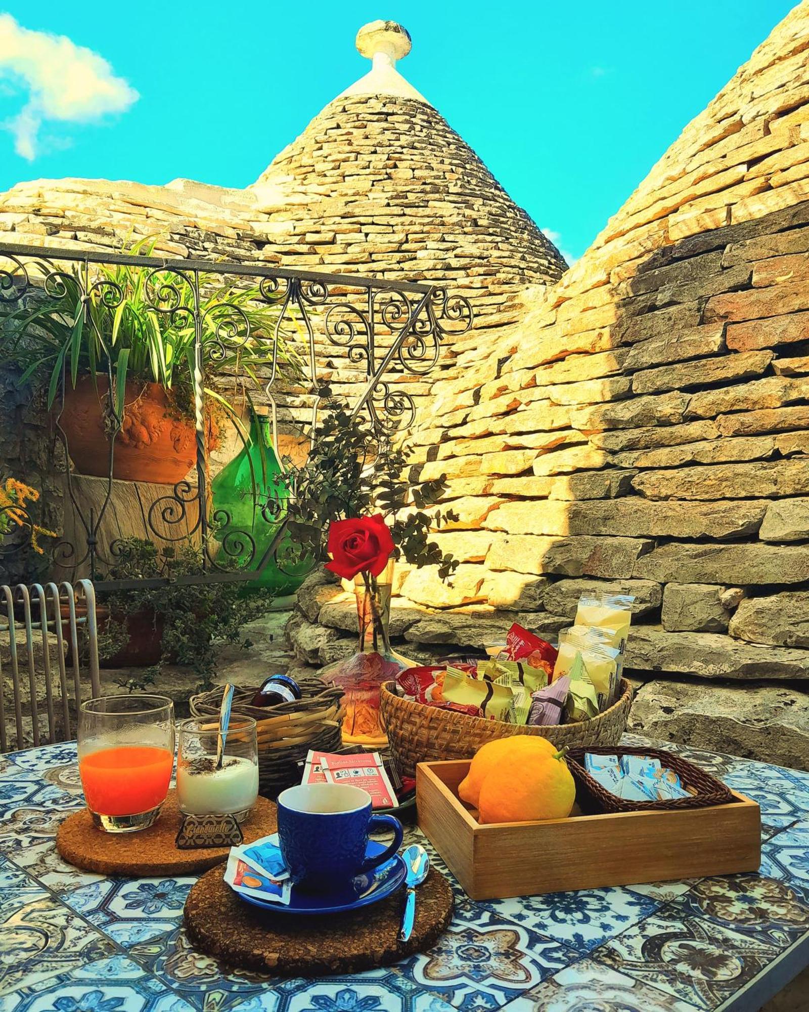 La Rosa Dei Trulli B&B Alberobello Dış mekan fotoğraf